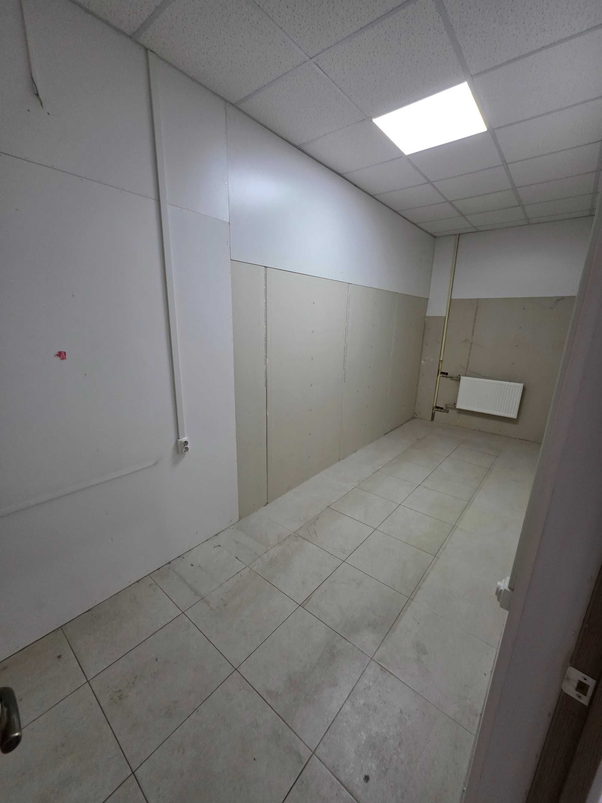 Оренда комерційного приміщення, 72 м², Печерський р-н 3