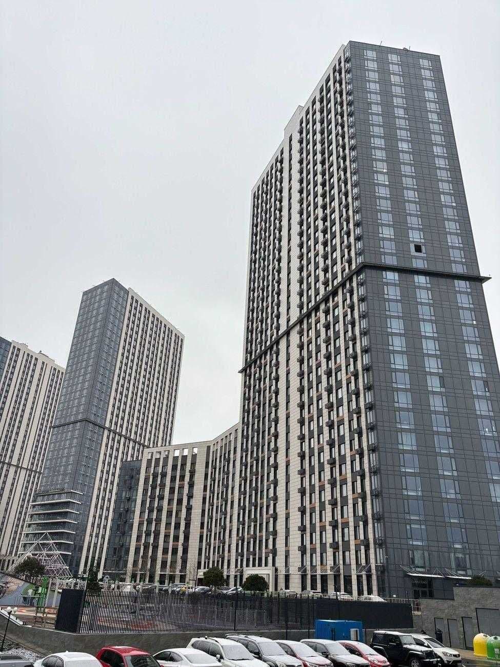 Продаж 3-кімнатної квартири, 95 м², ЖК «Метрополіс» 3