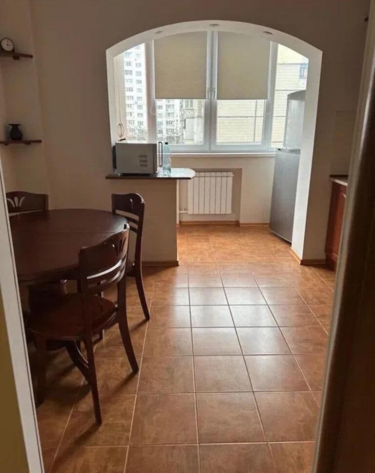 Продаж 2-кімнатної квартири, 52 м², Дарницький р-н 2