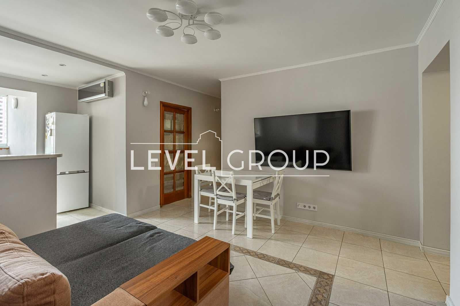 Продаж 3-кімнатної квартири, 83.3 м², Дарницький р-н 1