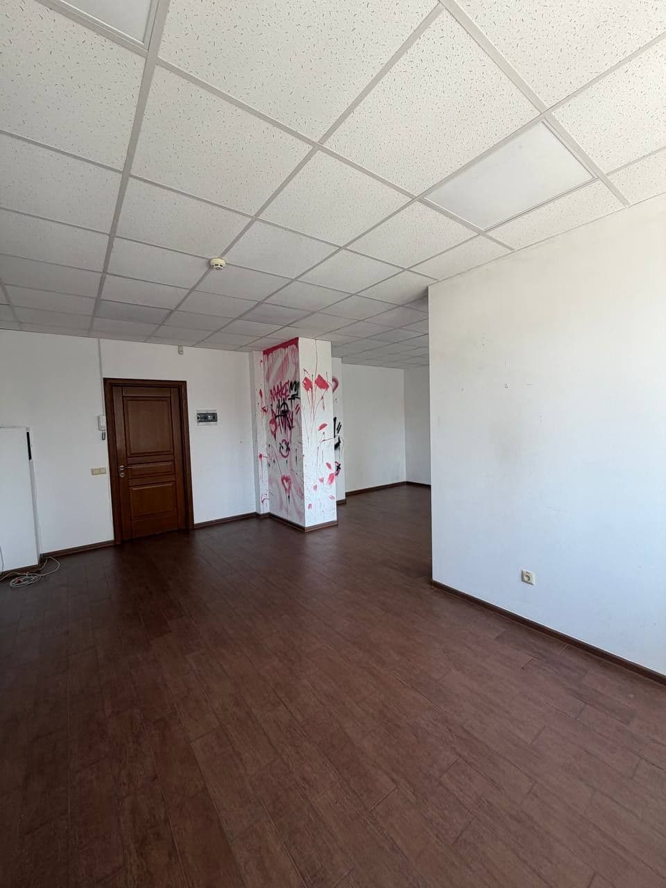 Оренда комерційного приміщення, 40 м², Дарницький р-н 5