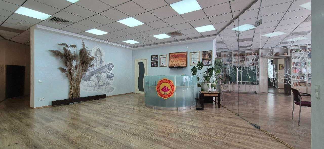 Оренда комерційного приміщення, 200 м², Печерський р-н 1