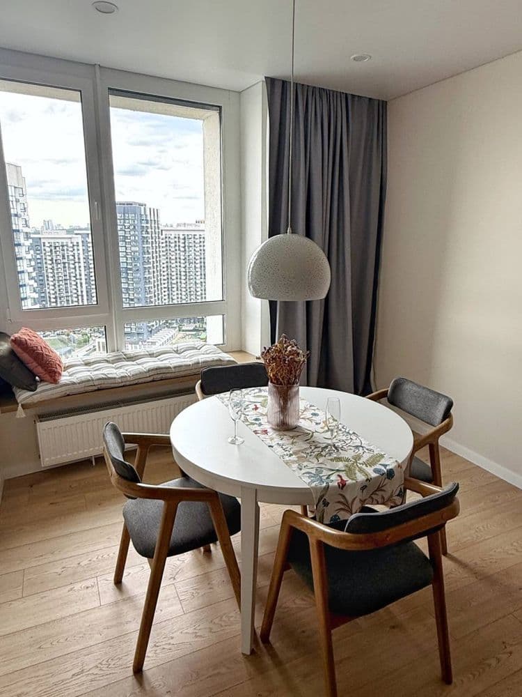Оренда 2-кімнатної квартири, 78.5 м², ЖК «Славутич» 1