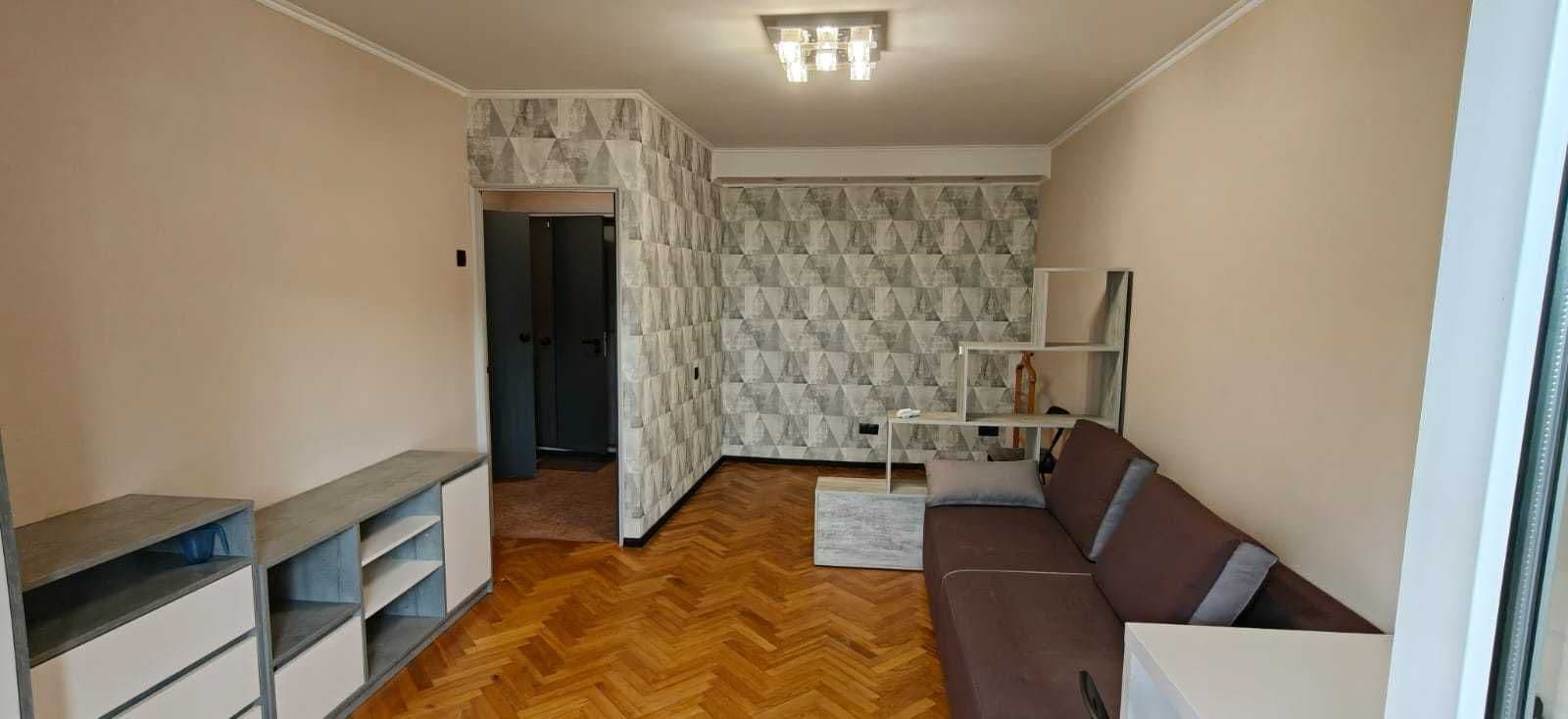 Продаж 1-кімнатної квартири, 36 м², Печерський р-н 5