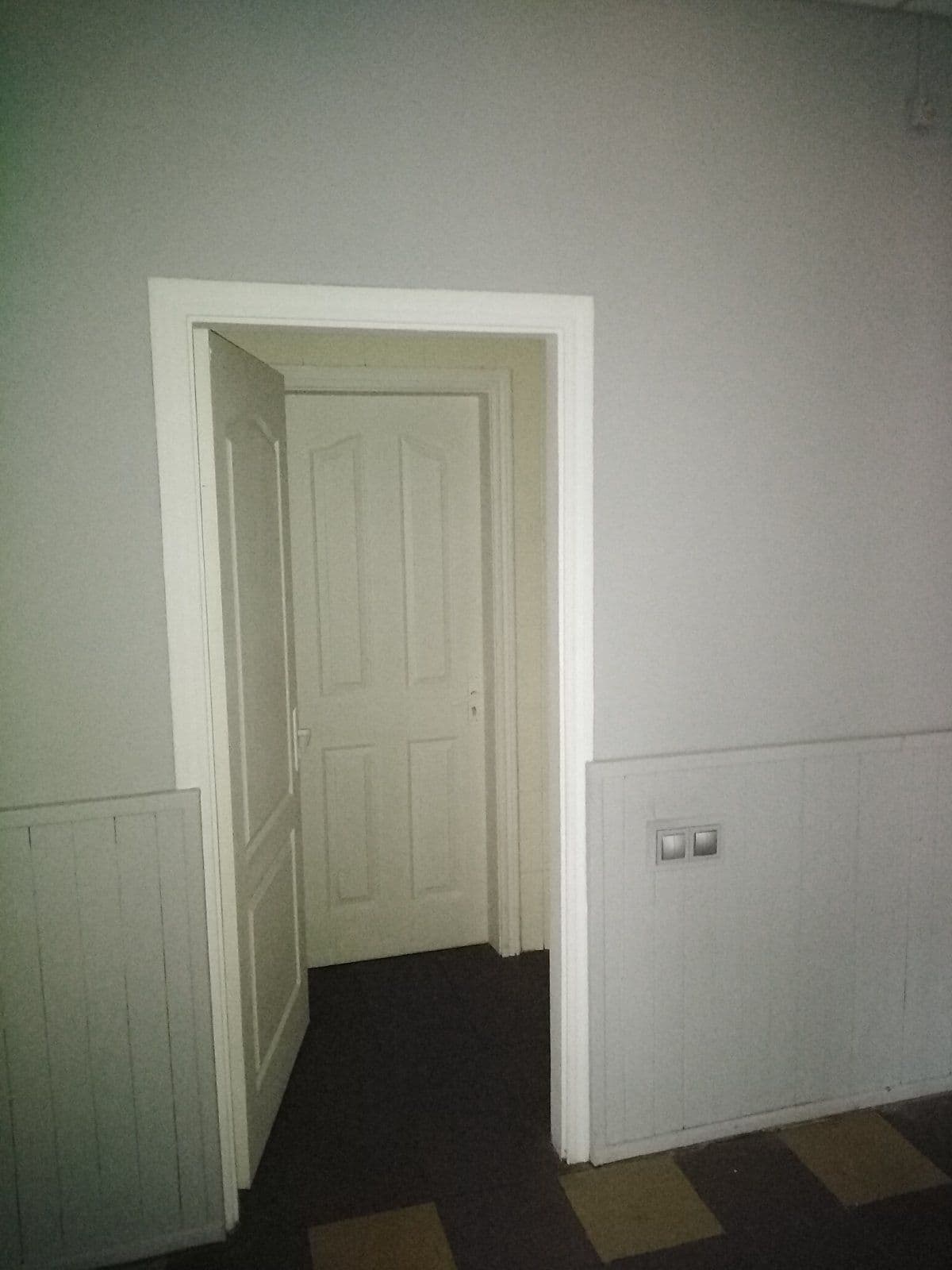 Оренда комерційного приміщення, 86 м², Дарницький р-н 4