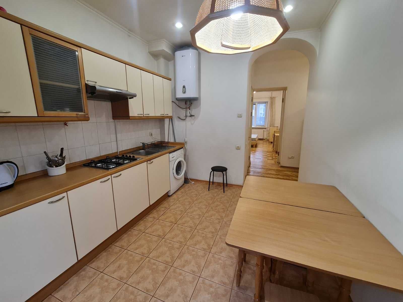Продаж 2-кімнатної квартири, 58 м², Печерський р-н 2