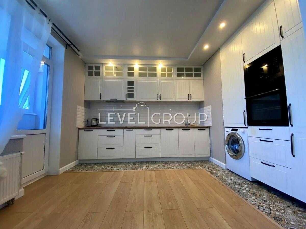 Продаж 2-кімнатної квартири, 66.2 м², Шевченківський р-н 3