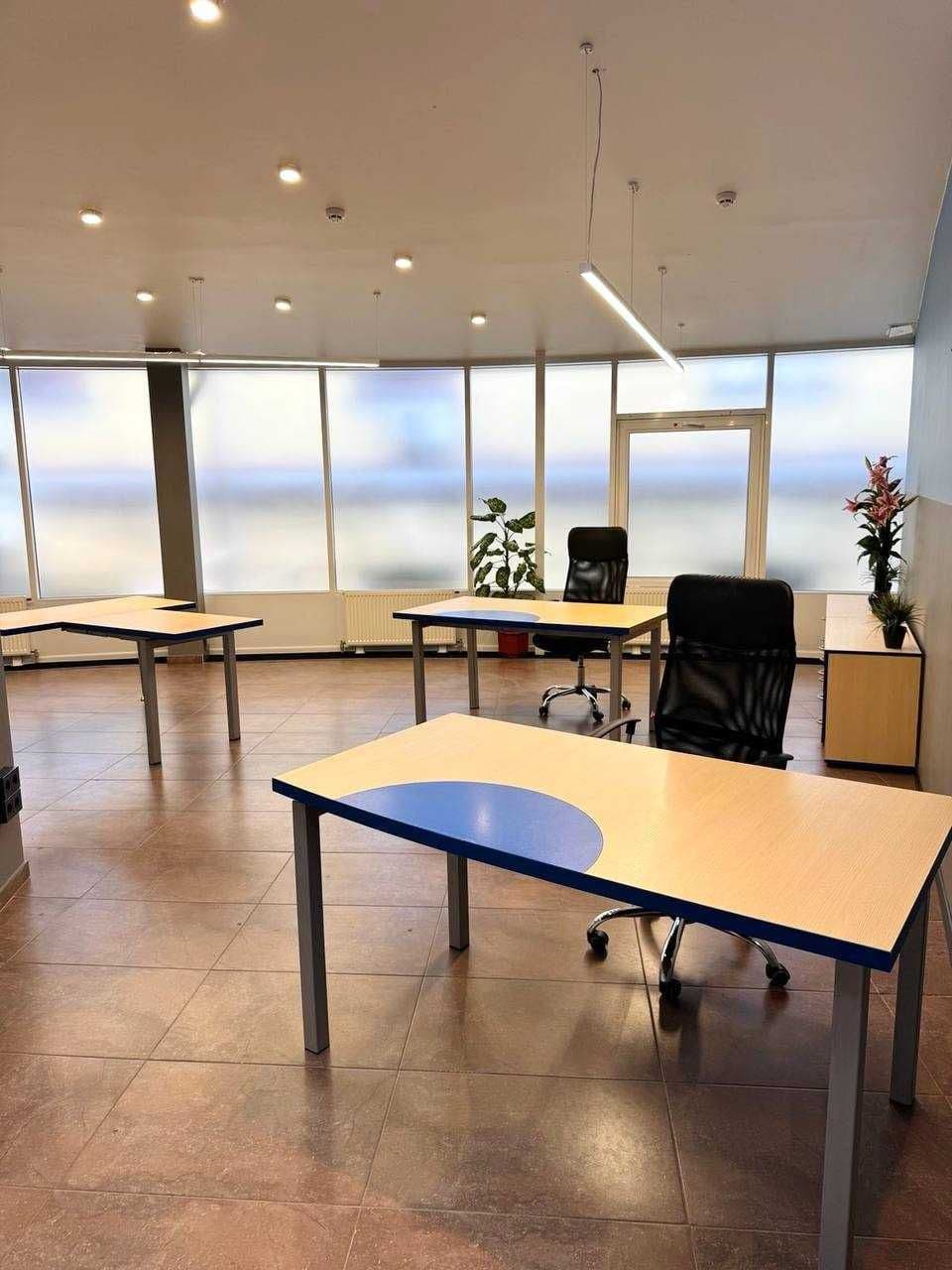 Оренда комерційного приміщення, 65 м², Печерський р-н 3