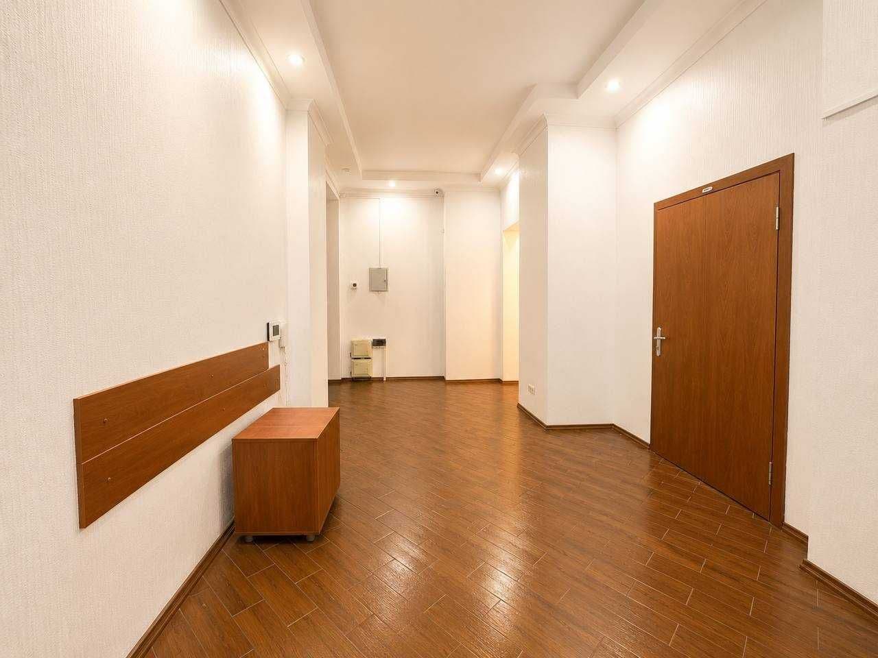 Оренда комерційного приміщення, 134.2 м², Печерський р-н 5