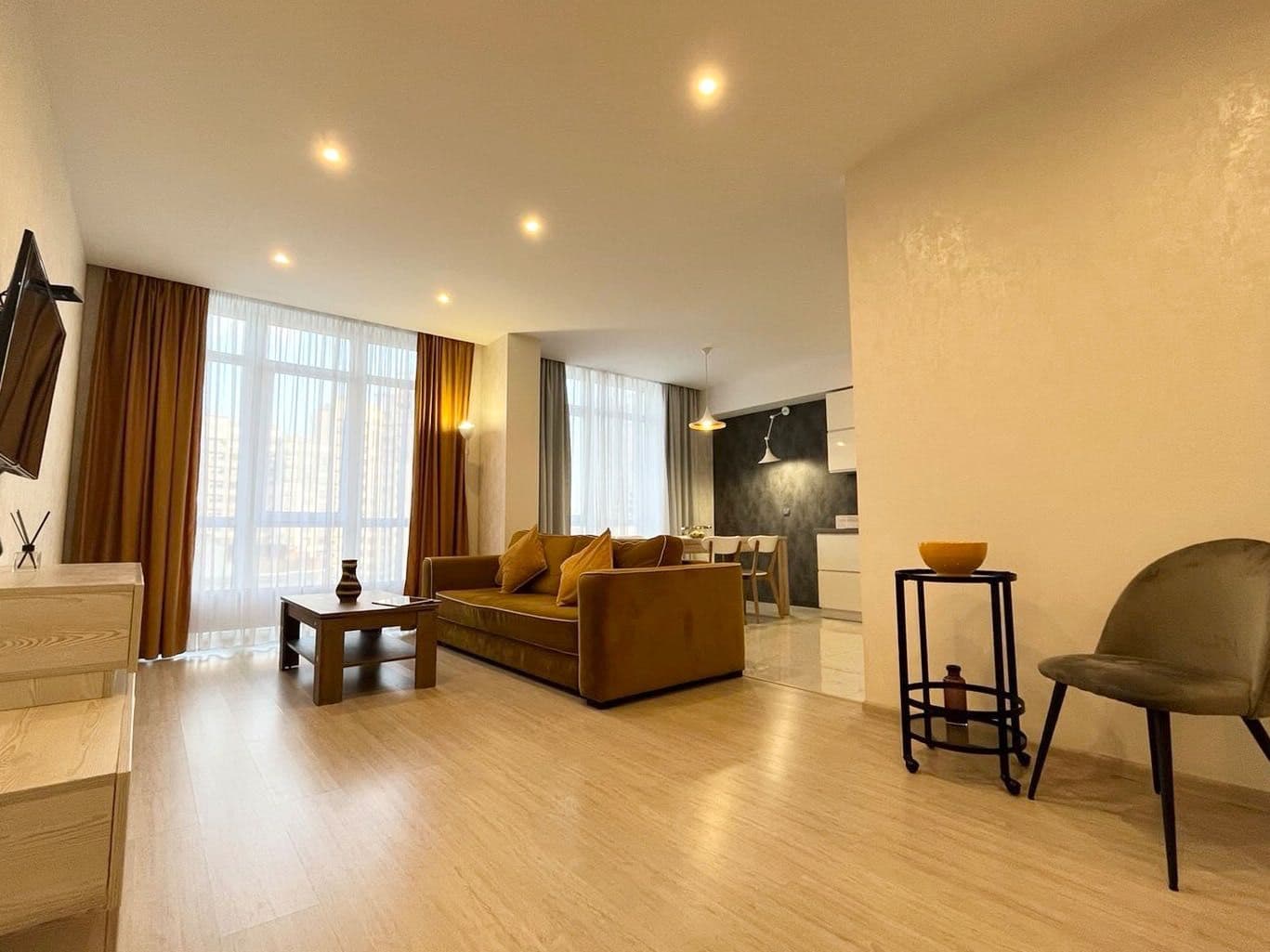 Оренда 2-кімнатної квартири, 72 м², Печерський р-н 1