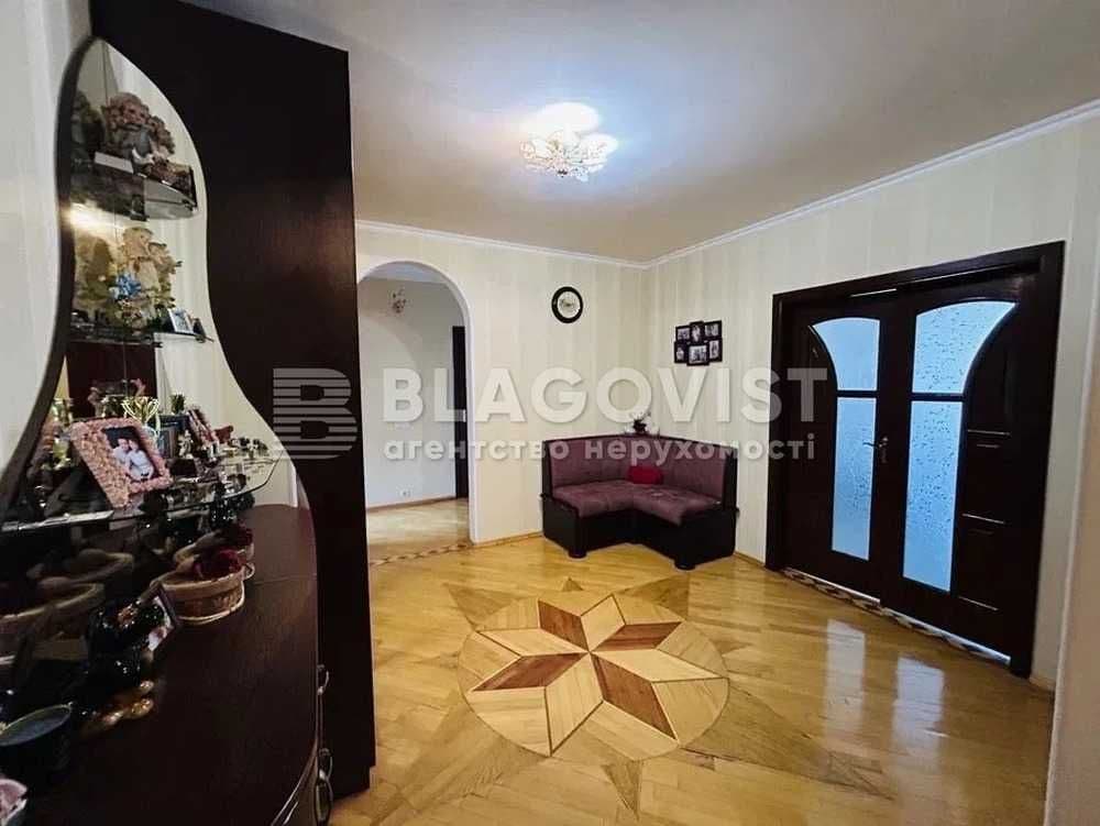 Продаж 3-кімнатної квартири, 91 м², Дарницький р-н 1