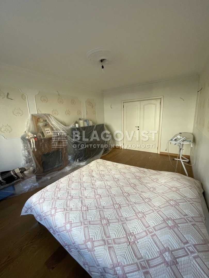 Продаж 3-кімнатної квартири, 83 м², Дарницький р-н 4