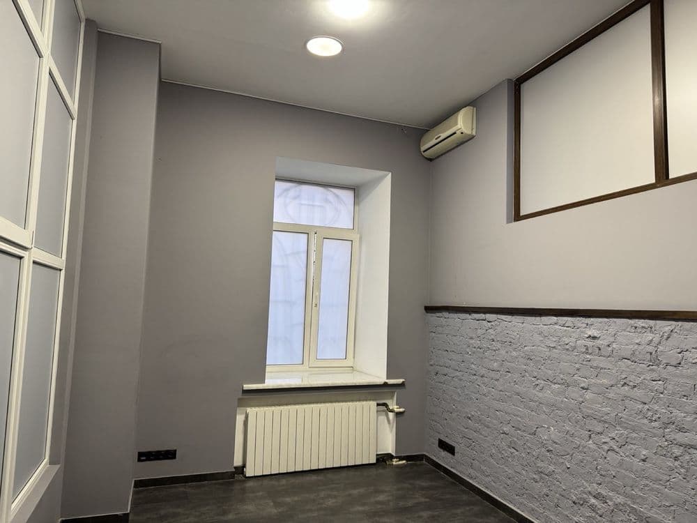 Оренда комерційного приміщення, 125 м², ЖК «Урядовий квартал» 3