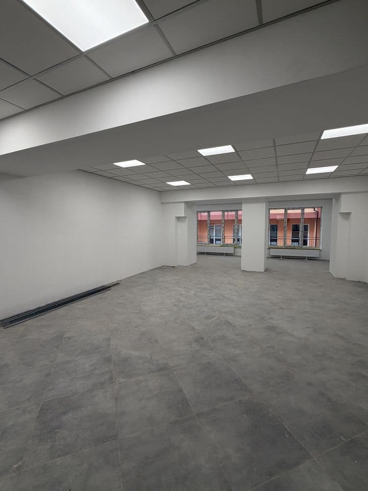 Оренда комерційного приміщення, 70 м², Шевченківський р-н 1