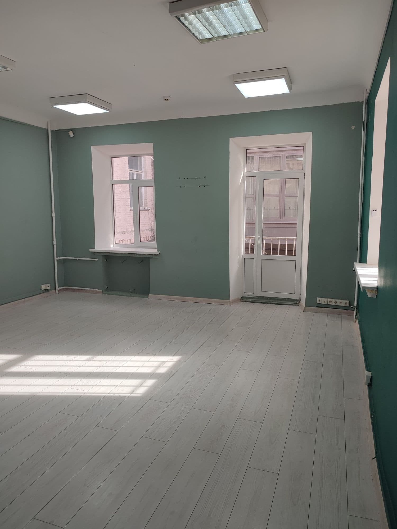 Оренда комерційного приміщення, 57 м², Шевченківський р-н 1