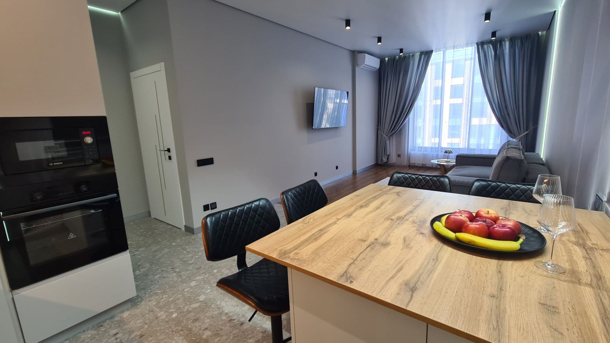 Продаж 2-кімнатної квартири, 57 м², ЖК «Edelweiss House» 2