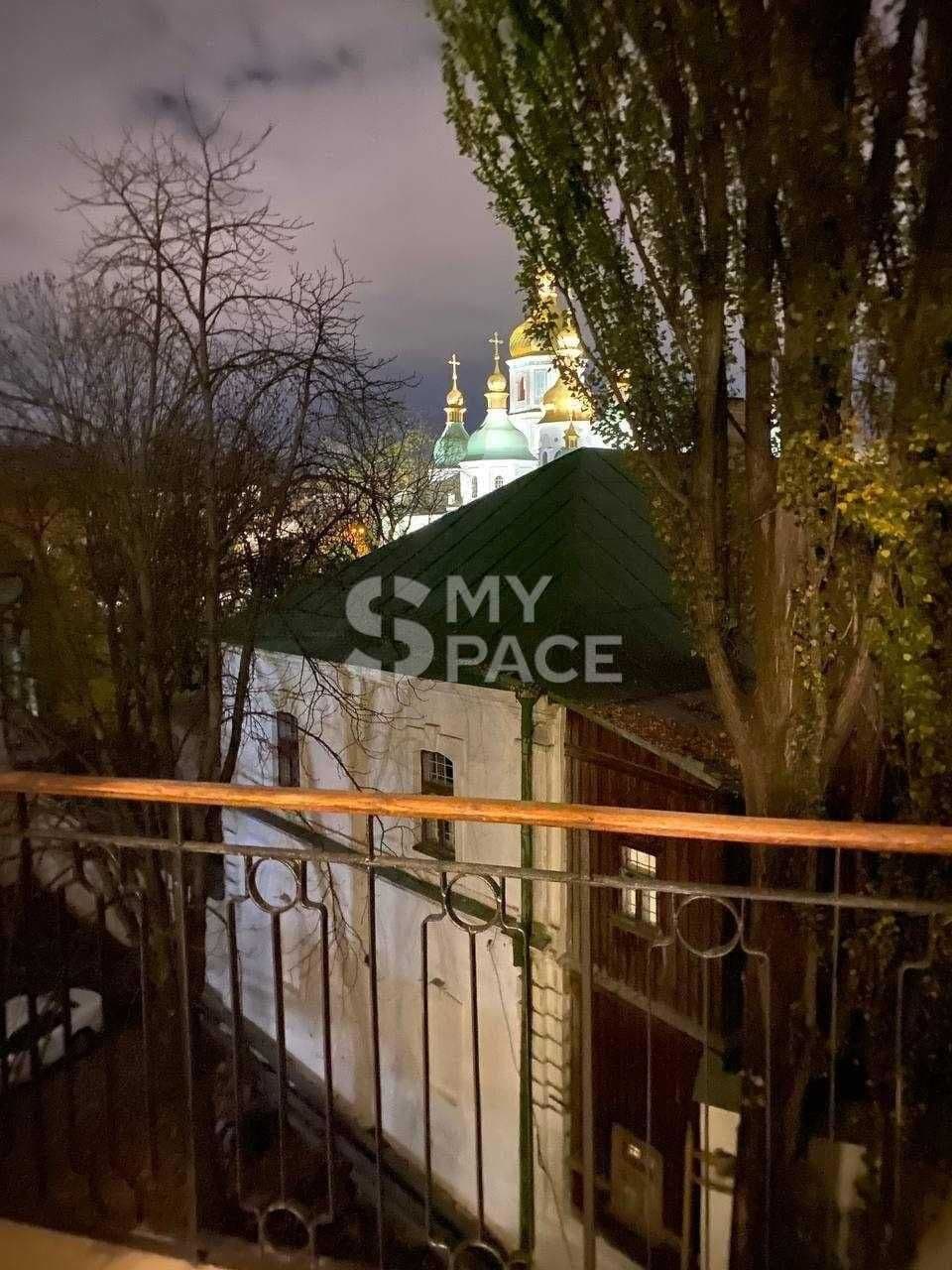Продаж 2-кімнатної квартири, 54 м², Подільський р-н 2