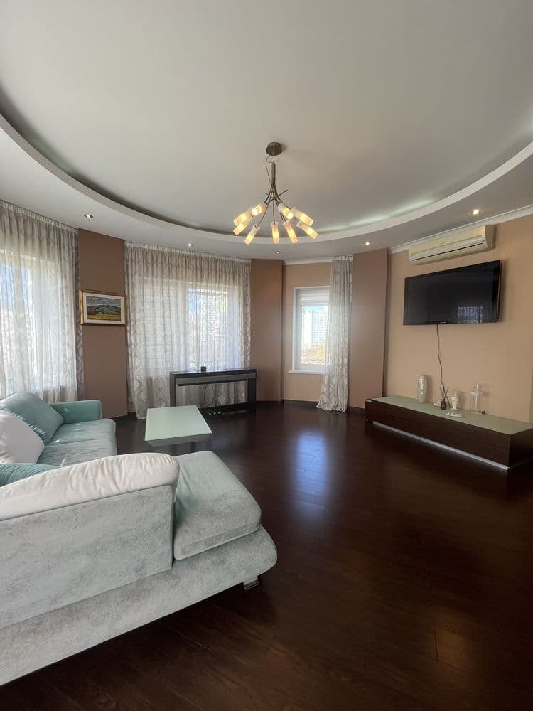 Оренда 4-кімнатної квартири, 163 м², ЖК «Клубний будинок на вул. Пріорській» 4