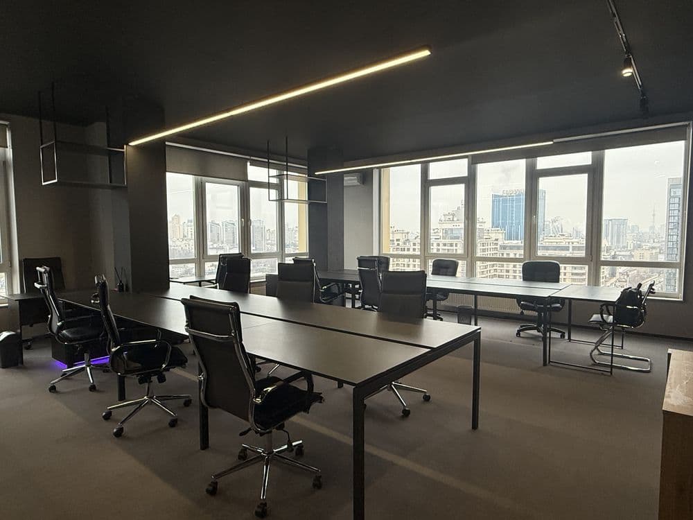 Оренда комерційного приміщення, 120 м², ЖК «БЦ Kadorr» 3