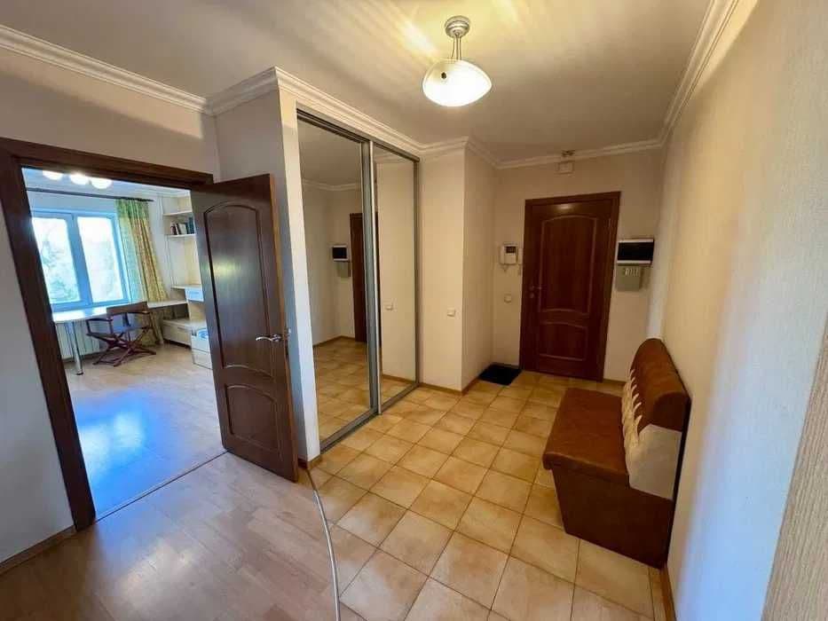 Продаж 3-кімнатної квартири, 84.3 м², Шевченківський р-н 2