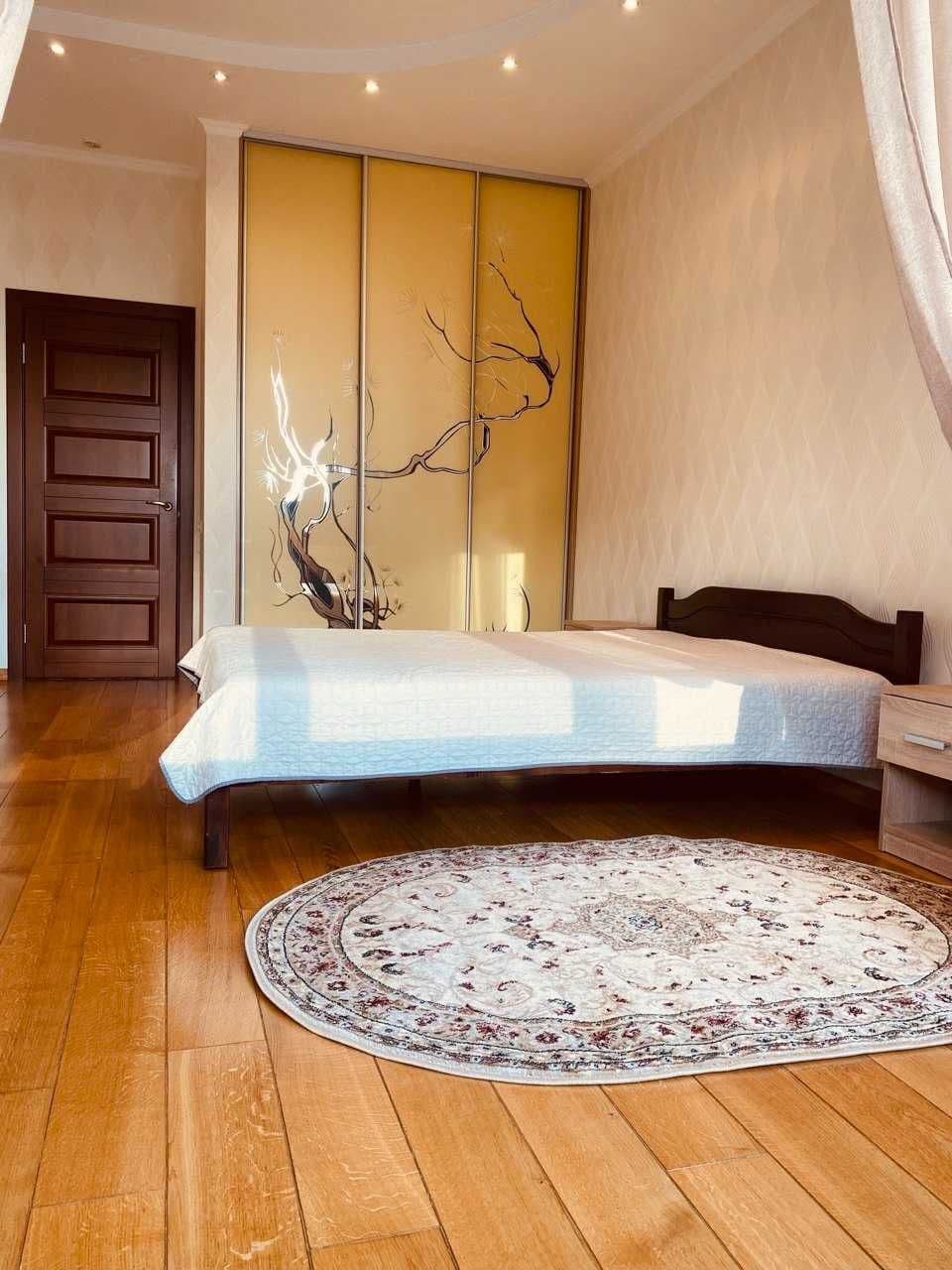 Оренда 2-кімнатної квартири, 82 м², ЖК «Новопечерський двір» 1