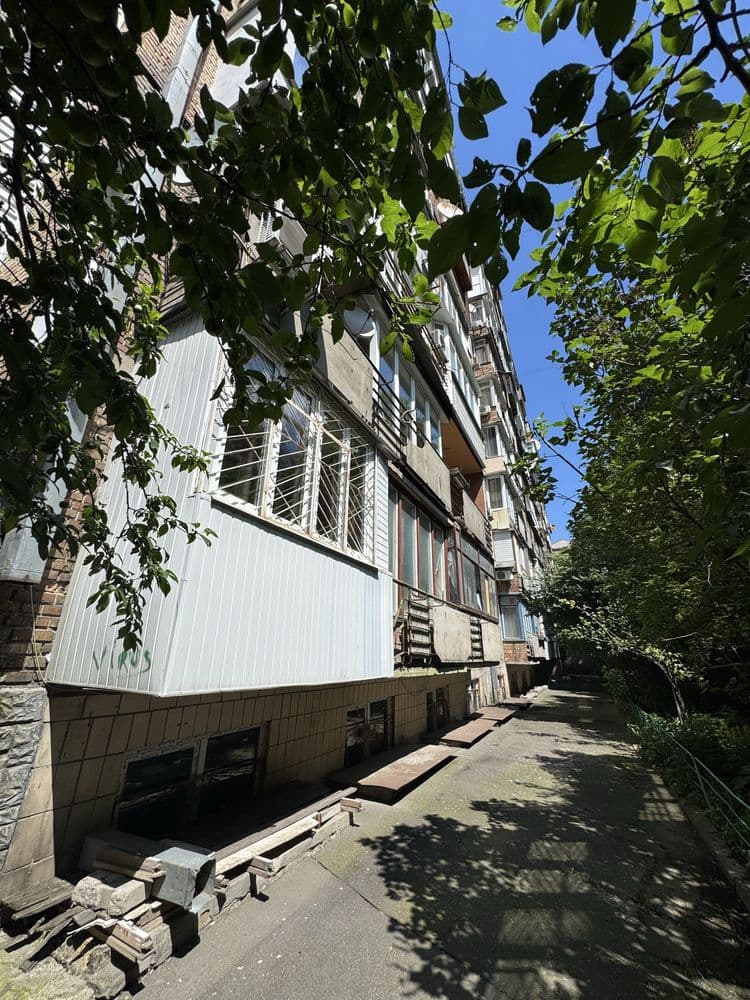 Продаж 1-кімнатної квартири, 45.7 м², Печерський р-н 3