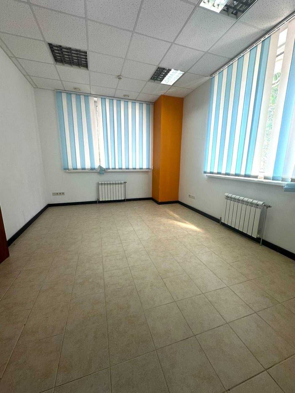 Оренда комерційного приміщення, 126 м², Дарницький р-н 2