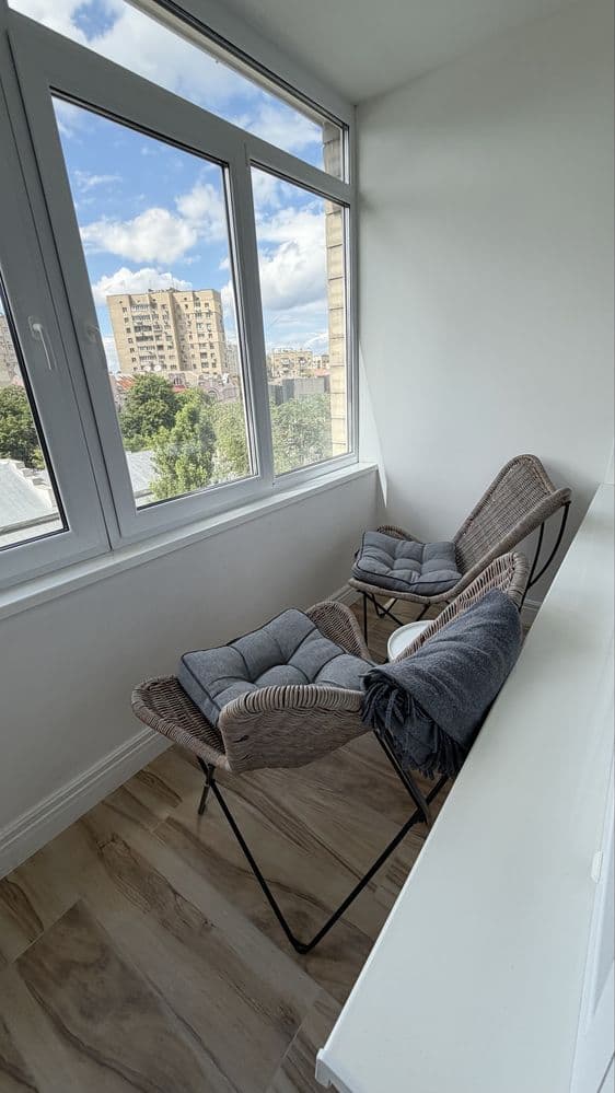 Оренда 2-кімнатної квартири, 86 м², Печерський р-н 4