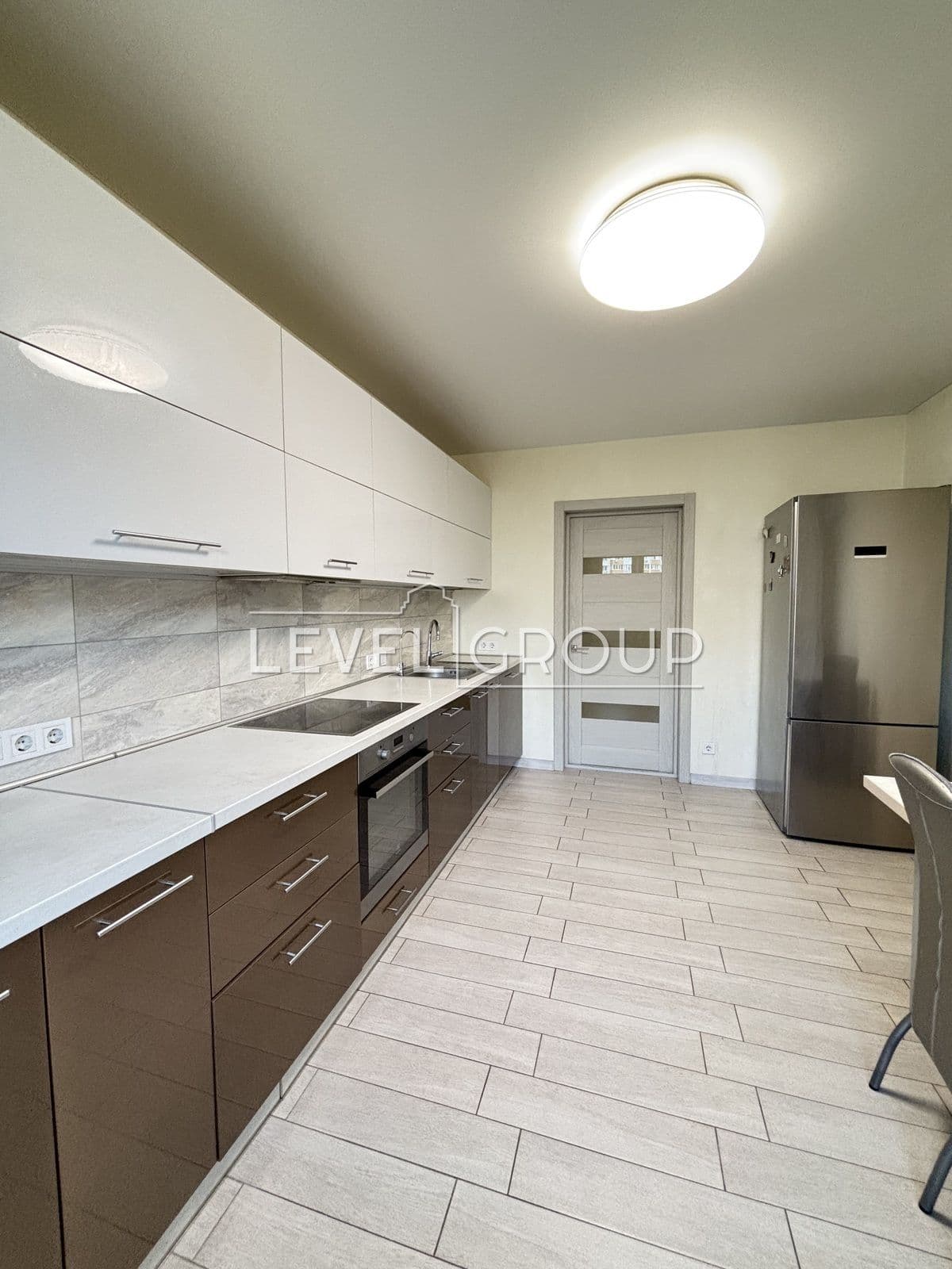 Продаж 3-кімнатної квартири, 96 м², Дарницький р-н 2