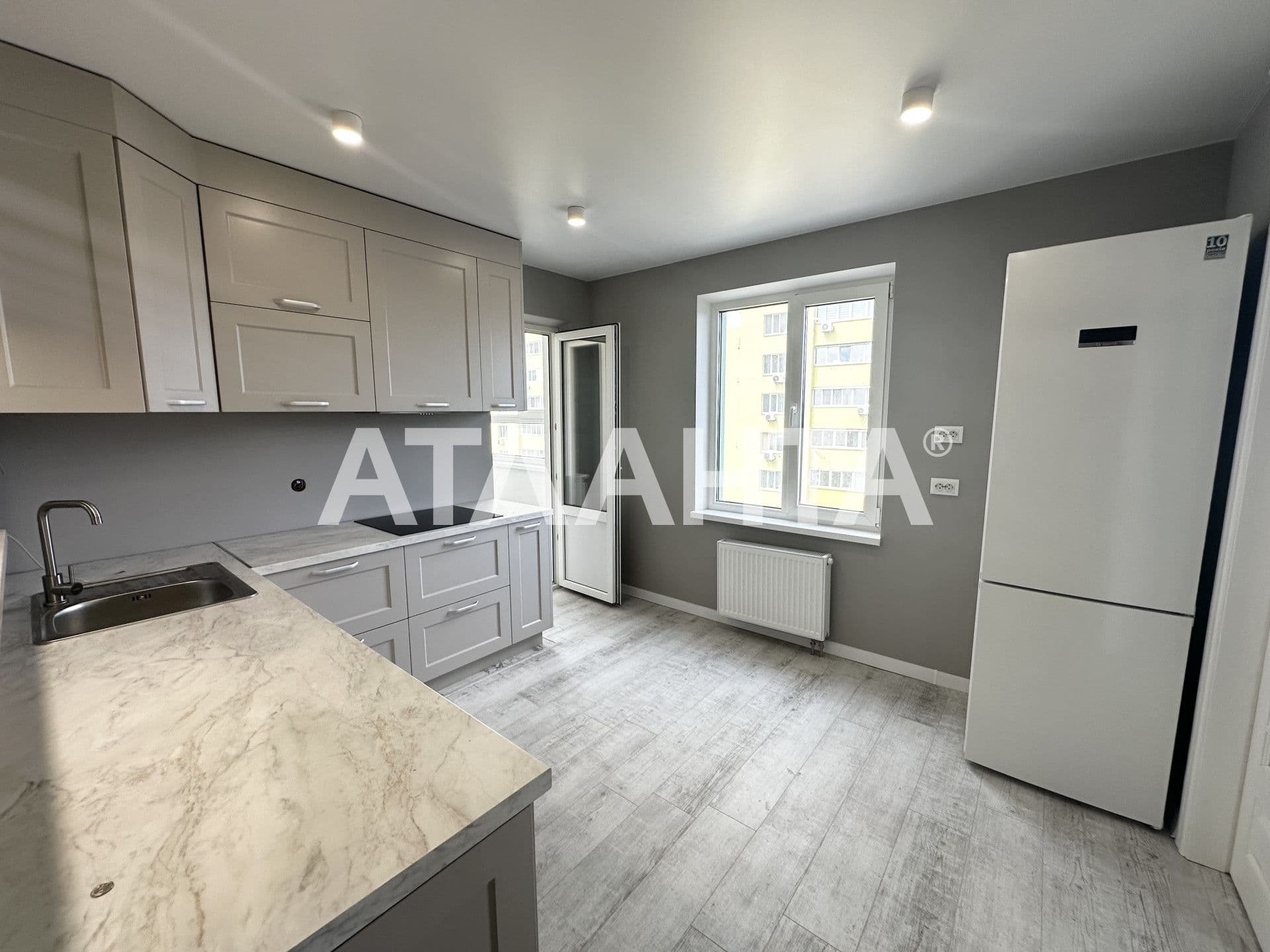 Продаж 3-кімнатної квартири, 74.5 м², Голосіївський р-н 4