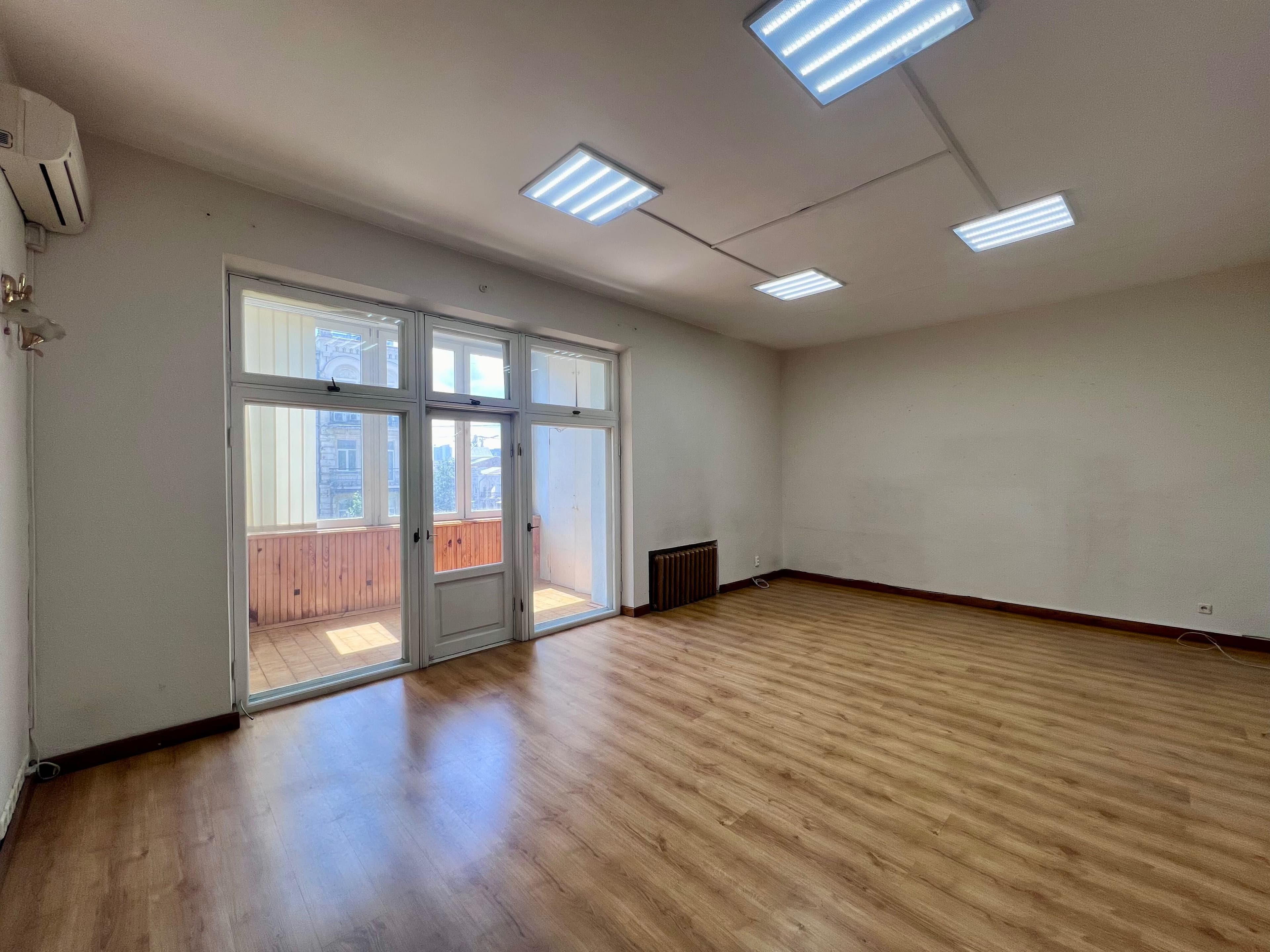Оренда комерційного приміщення, 150 м², Печерський р-н 1