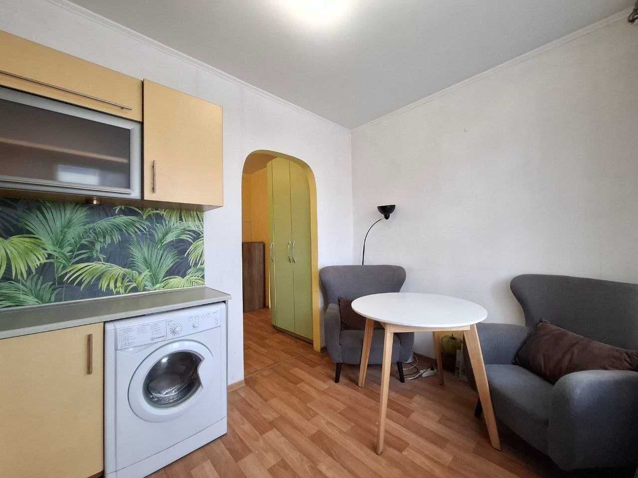 Продаж 1-кімнатної квартири, 38.2 м², Дарницький р-н 3