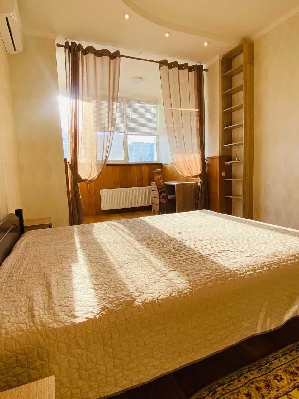 Оренда 2-кімнатної квартири, 82 м², ЖК «Новопечерський двір» 2