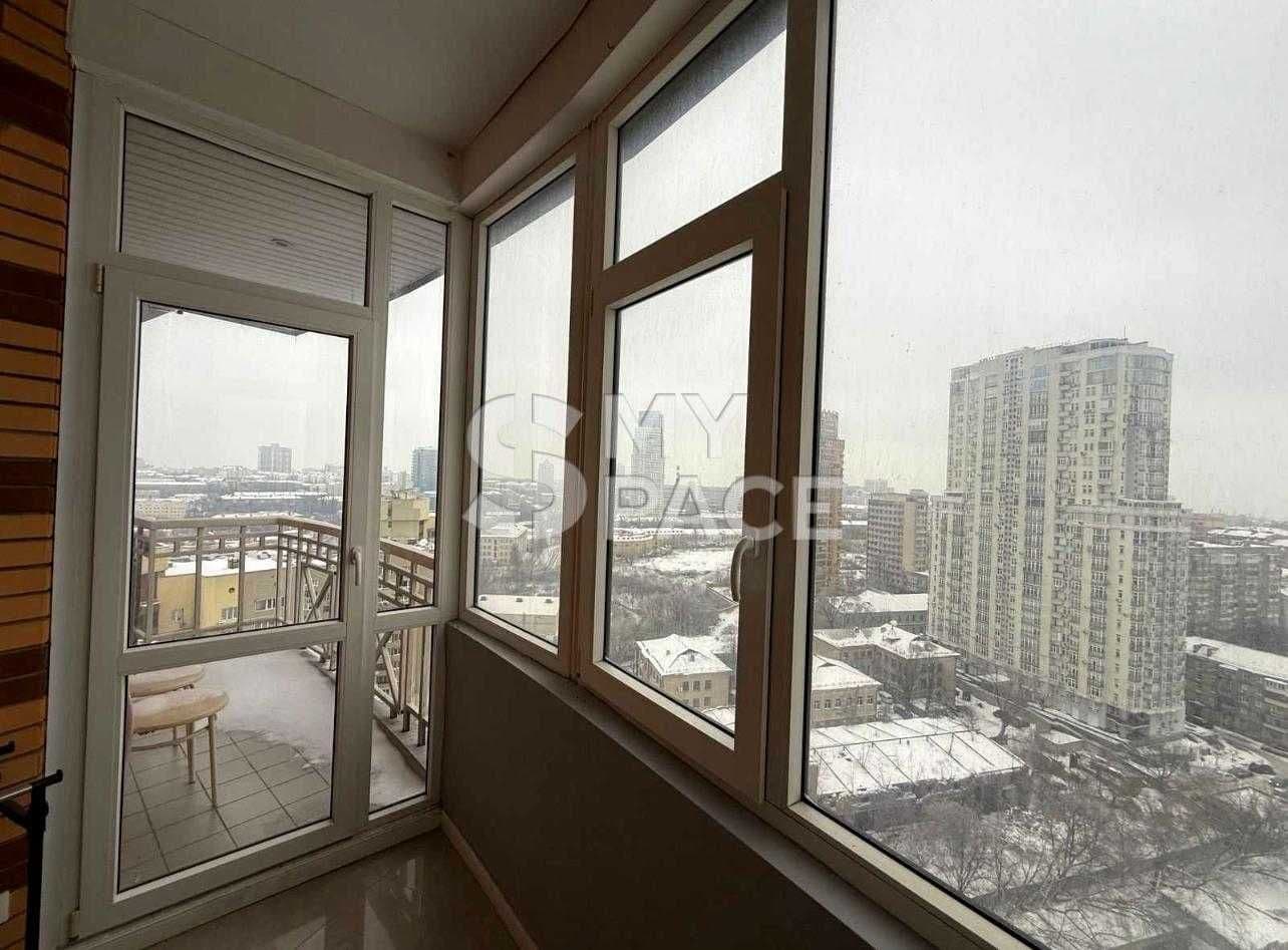 Продаж 3-кімнатної квартири, 93 м², Печерський р-н 4