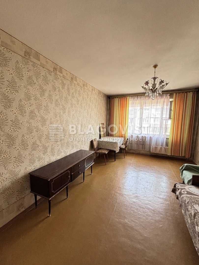 Продаж 3-кімнатної квартири, 72.5 м², Подільський р-н 4