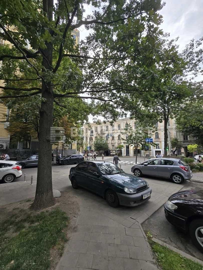 Продаж 1-кімнатної квартири, 51.2 м², Шевченківський р-н 4
