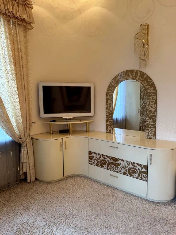 Оренда 3-кімнатної квартири, 75 м², ЖК «Царський будинок» 4