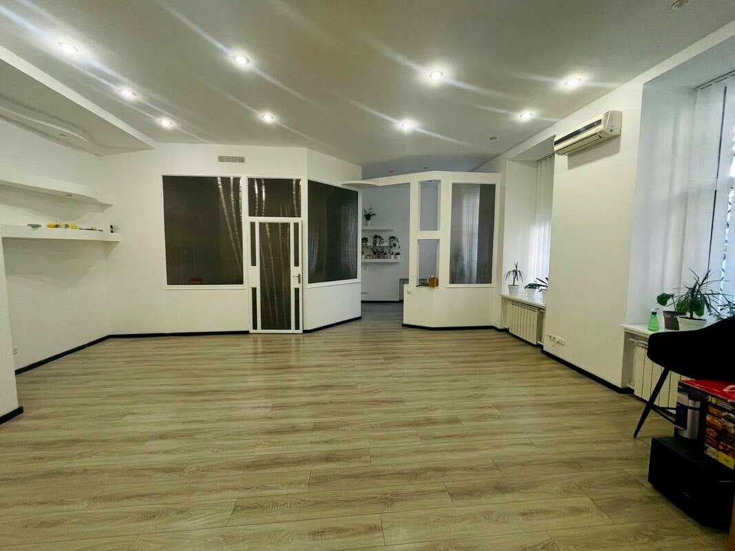 Оренда комерційного приміщення, 87 м², Шевченківський р-н 2