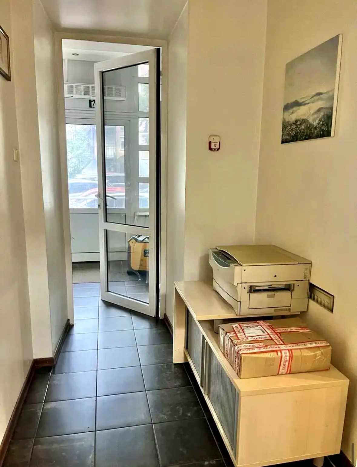 Оренда комерційного приміщення, 77 м², Шевченківський р-н 2