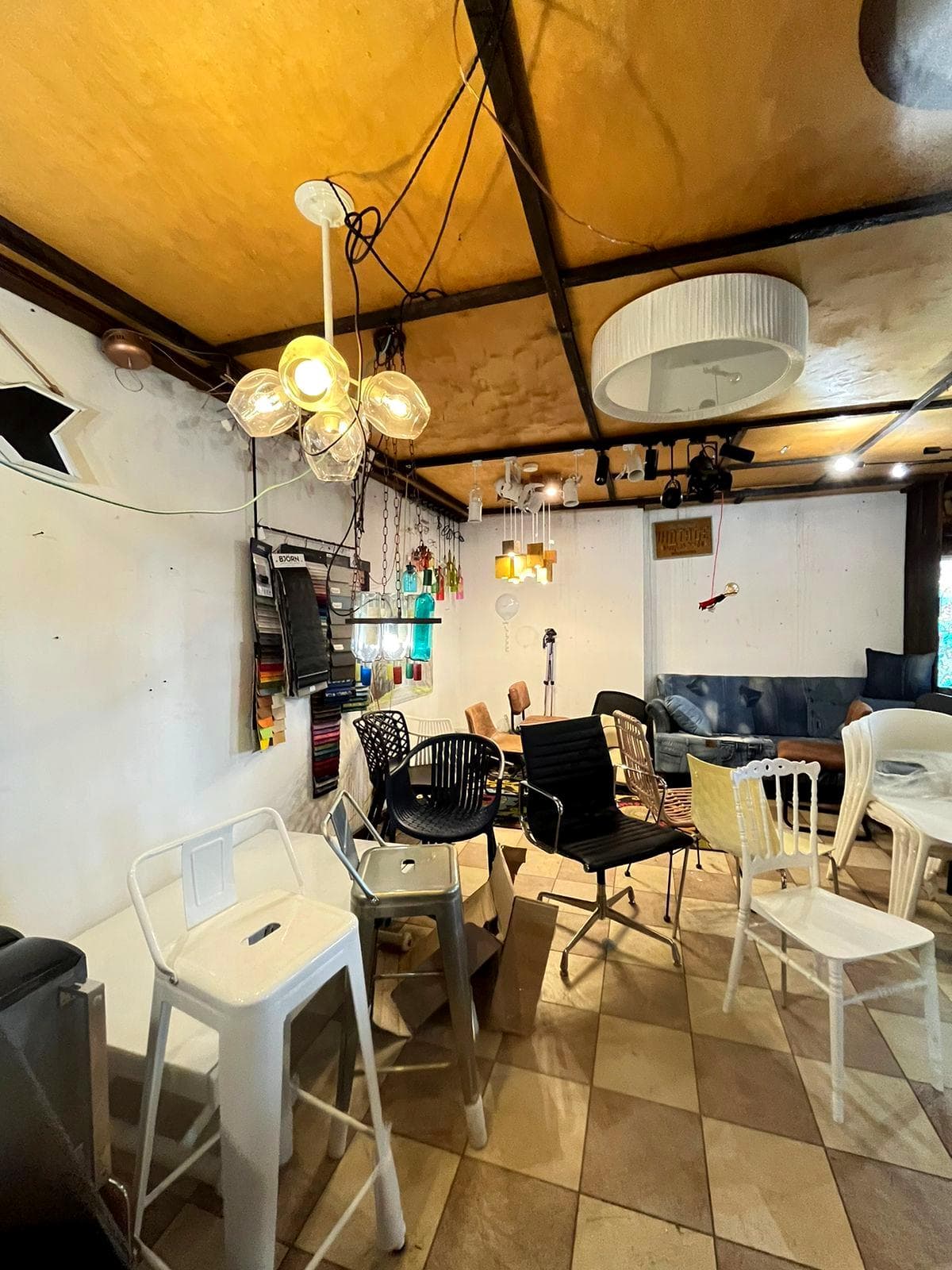 Оренда комерційного приміщення, 90 м², Дарницький р-н 4