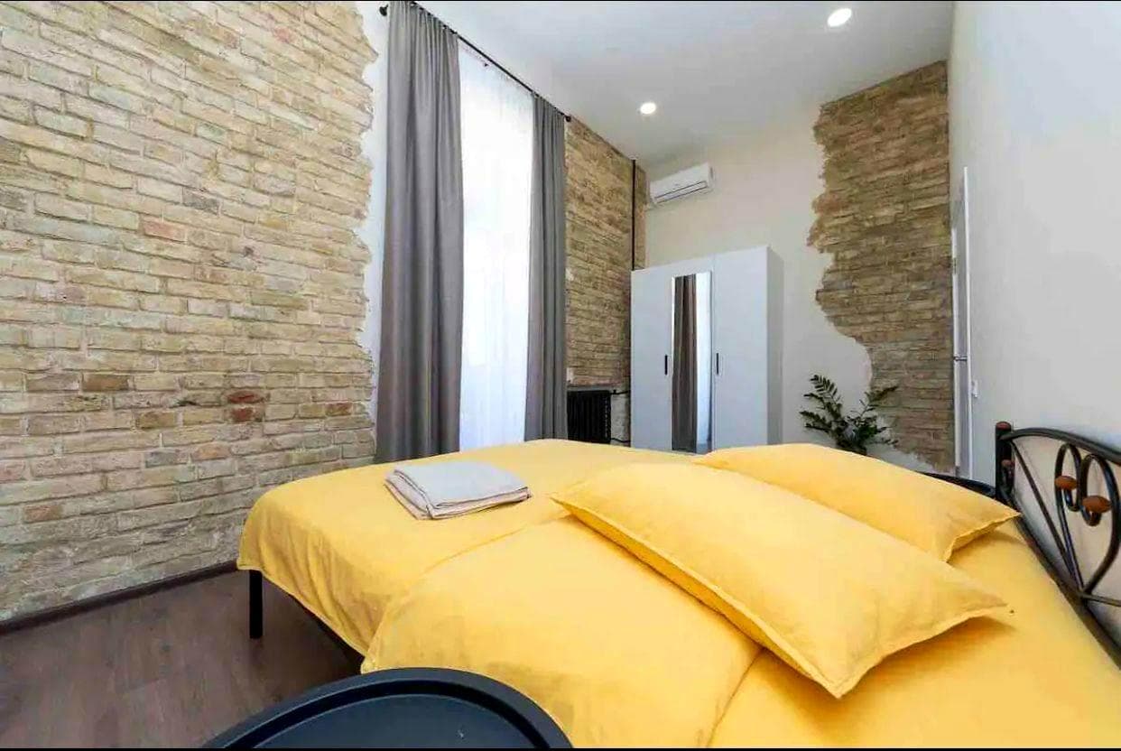 Оренда 3-кімнатної квартири, 65 м², Печерський р-н 5