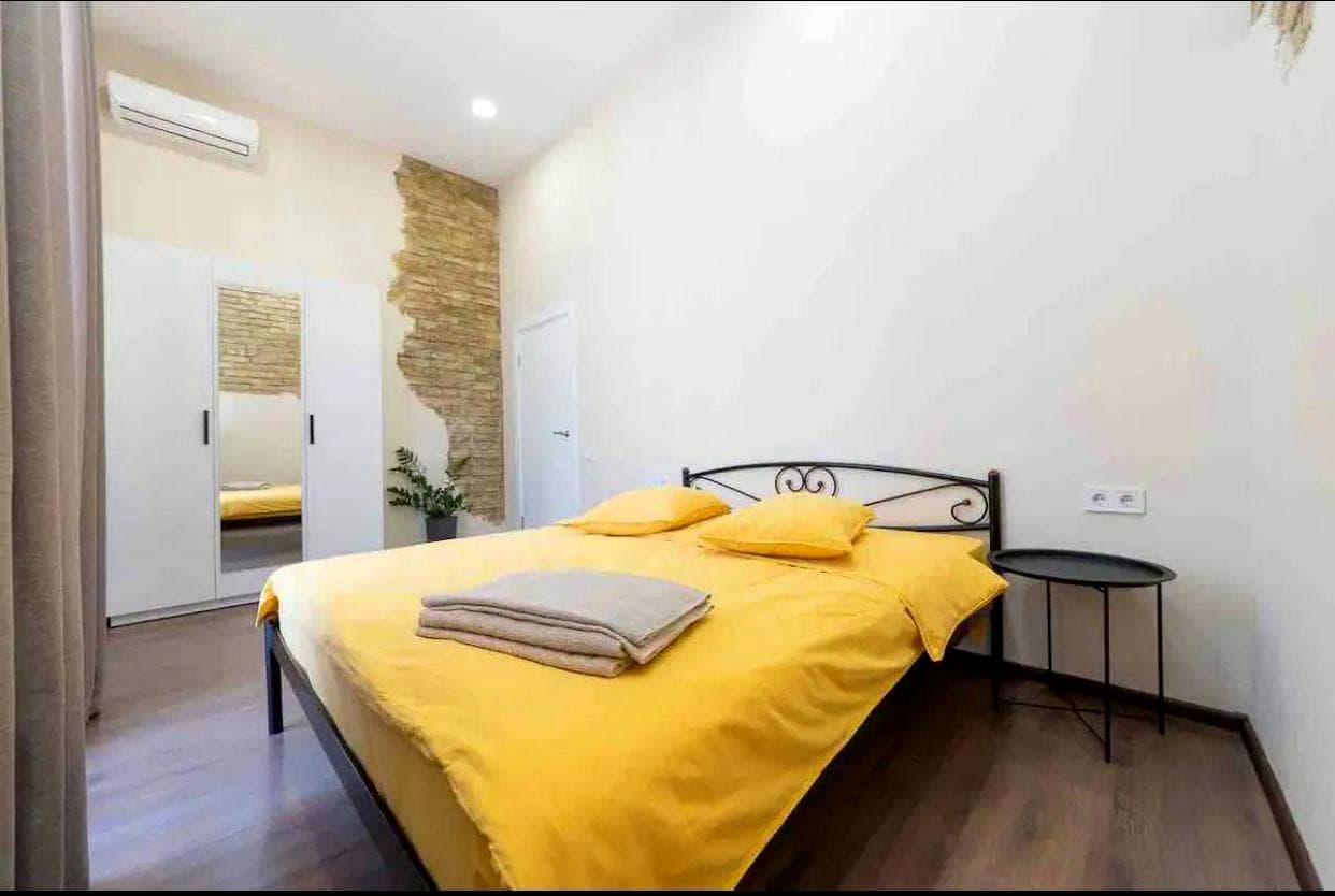 Оренда 3-кімнатної квартири, 65 м², Печерський р-н 4