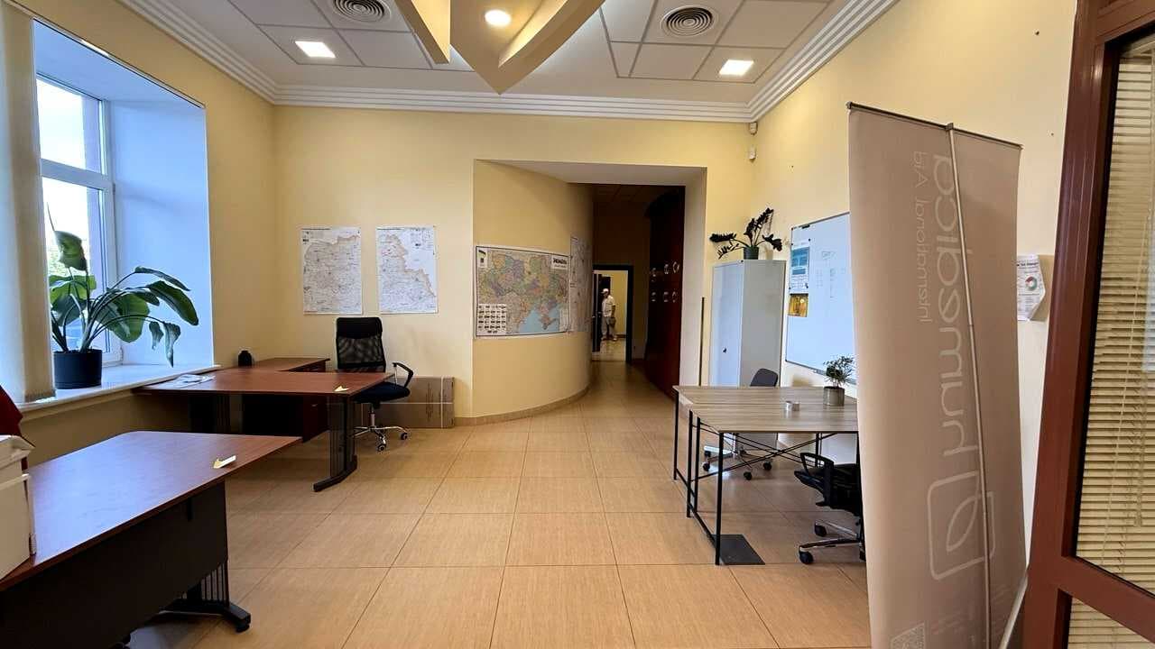 Оренда комерційного приміщення, 174.4 м², Шевченківський р-н 3