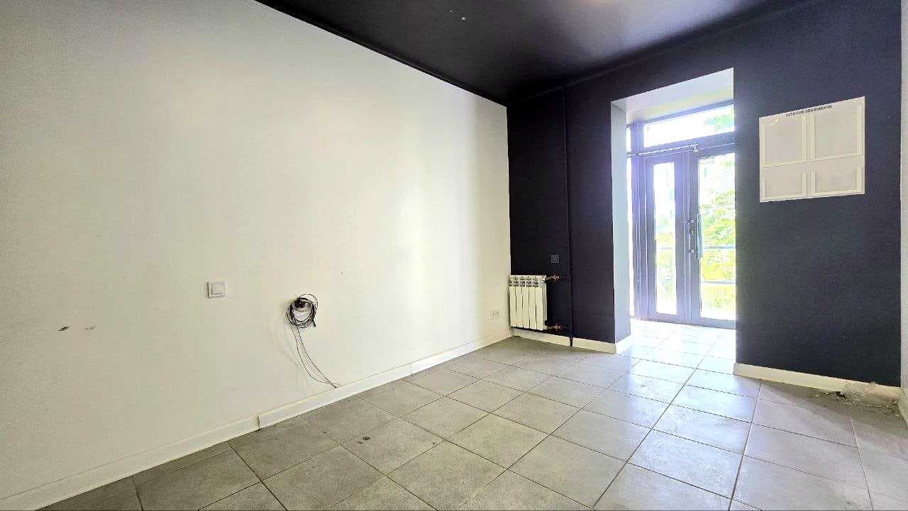 Оренда комерційного приміщення, 32 м², Дарницький р-н 4
