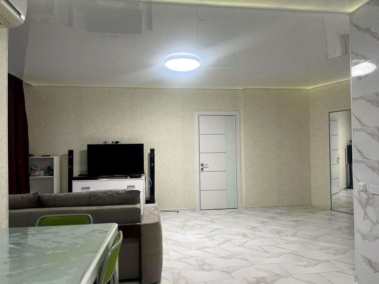 Оренда 2-кімнатної квартири, 86.4 м², ЖК «4 Сезони» 5