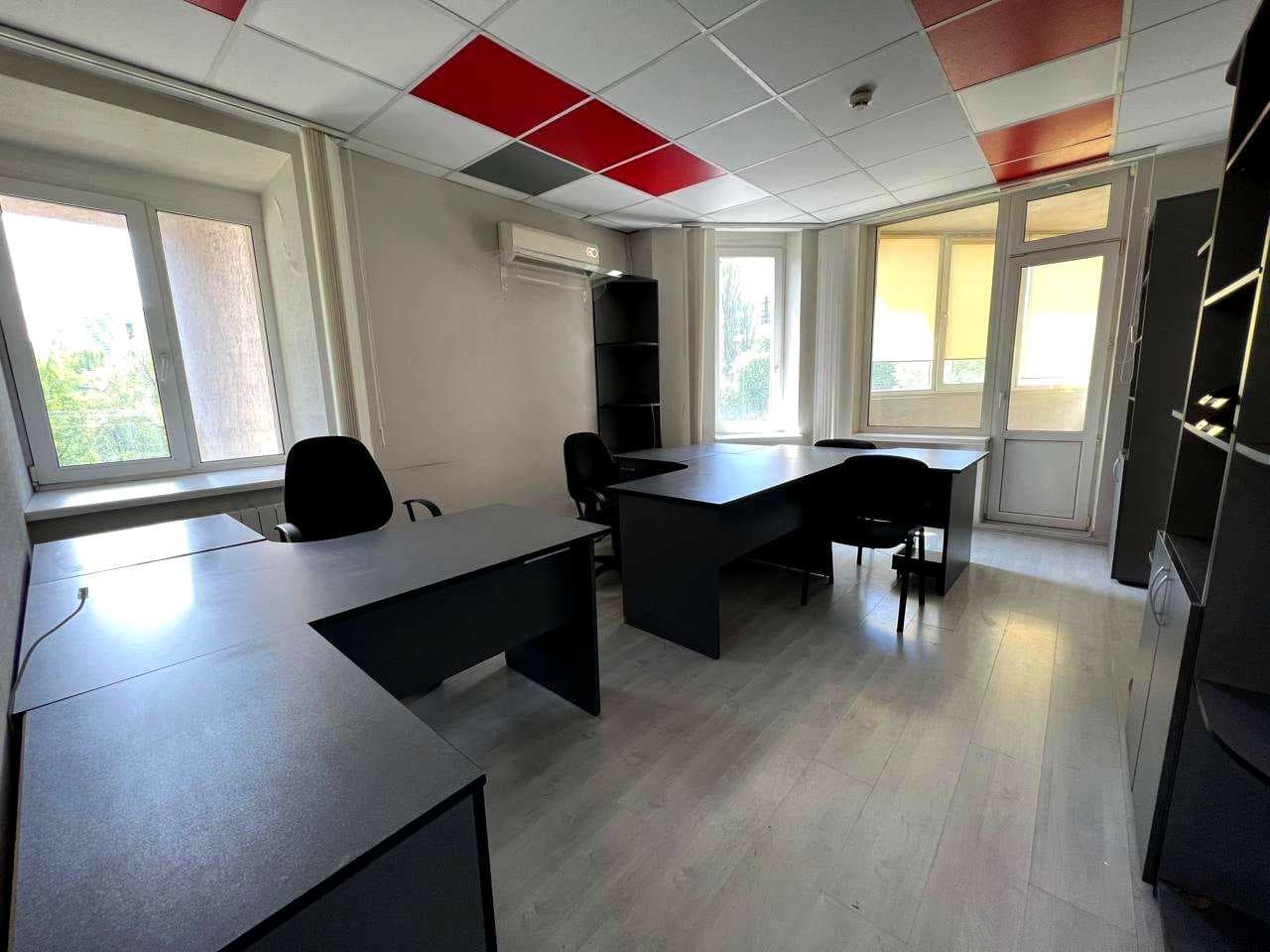 Оренда комерційного приміщення, 130 м², Шевченківський р-н 2
