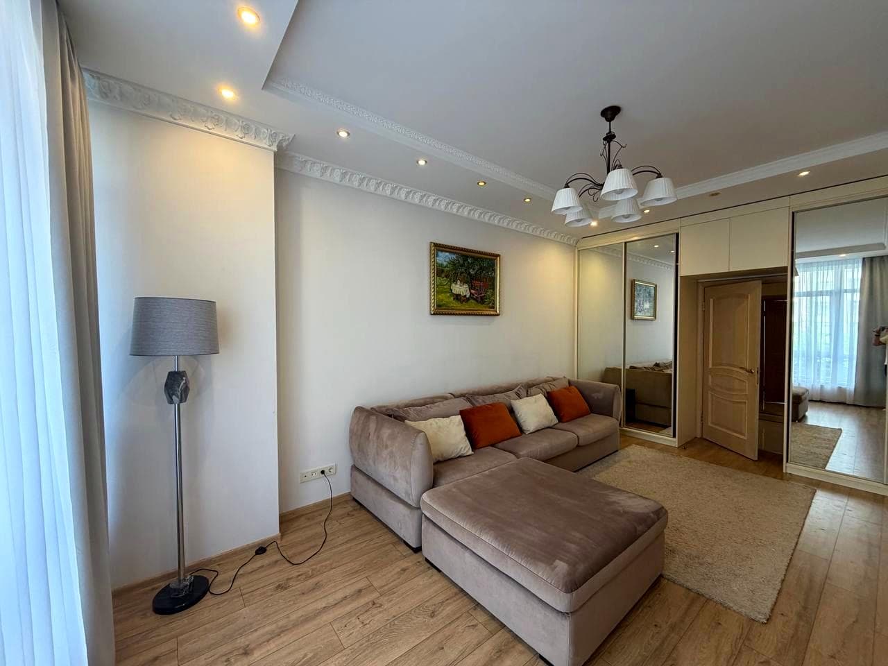 Оренда 2-кімнатної квартири, 85 м², ЖК «Новопечерські Липки» 5