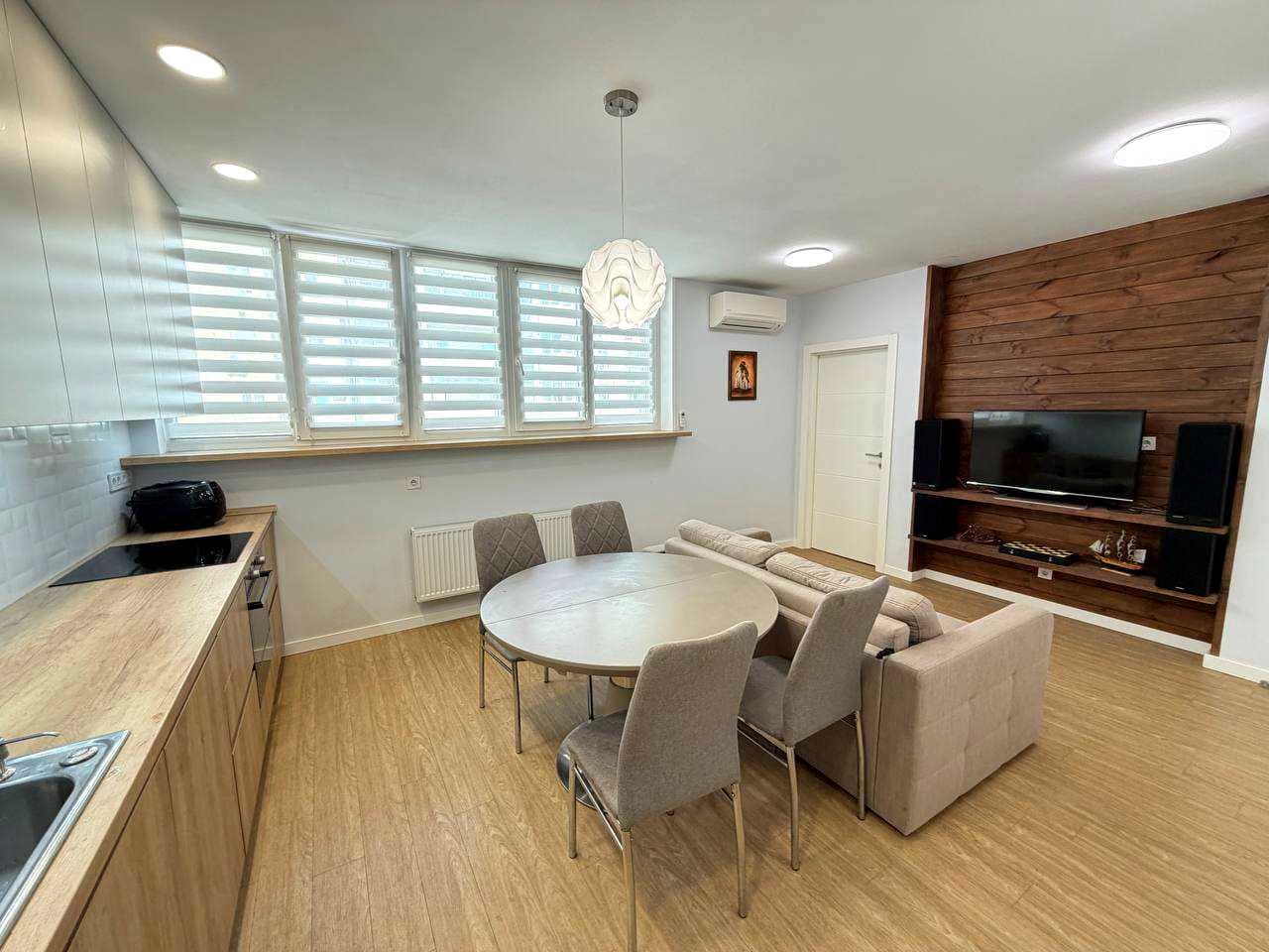 Оренда 3-кімнатної квартири, 90 м², Дарницький р-н 1