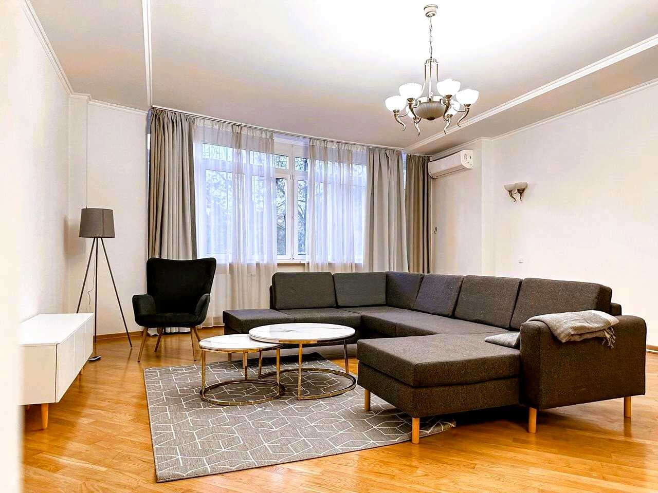 Оренда 3-кімнатної квартири, 155 м², Шевченківський р-н 2