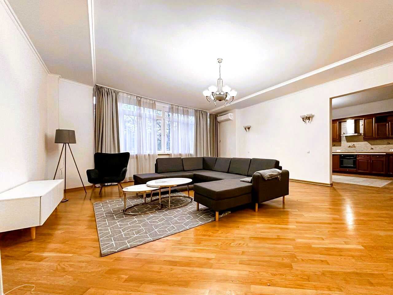 Оренда 3-кімнатної квартири, 155 м², Шевченківський р-н 1